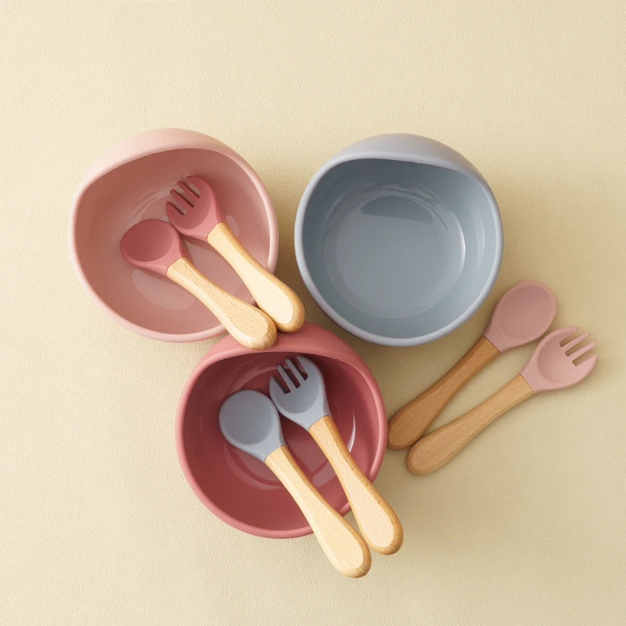 3Pcs Silicone Baby Feeding Bowl Set Baby Learning Dishes Suction Bowl Set Wood Spoon Fork Children Tableware Baby Stuff